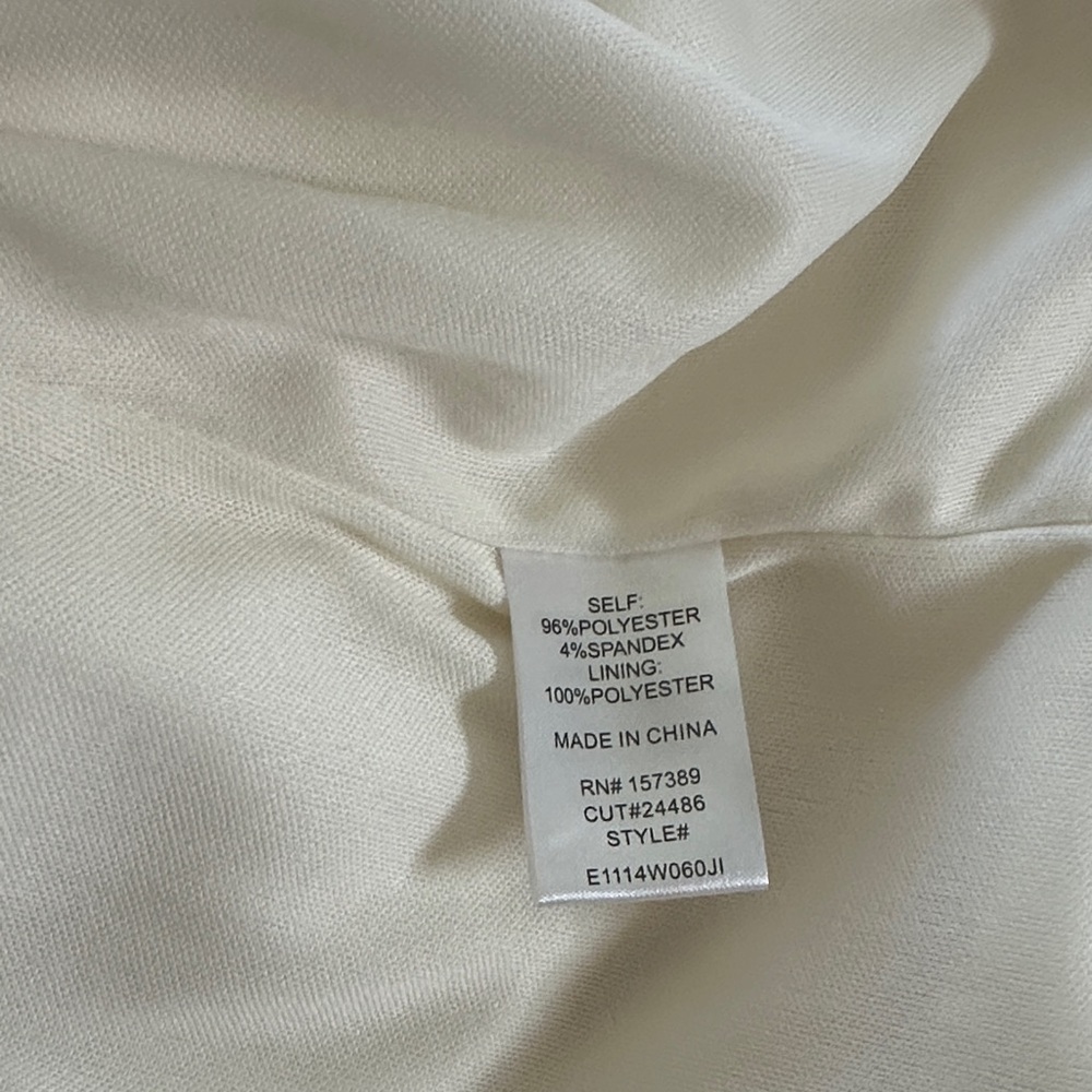 🤍 White Satin Bow Dress🤍 - Picture 4 of 4